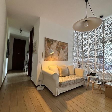 Relax&Comfort Redona 8 Bergamo Bagian luar foto