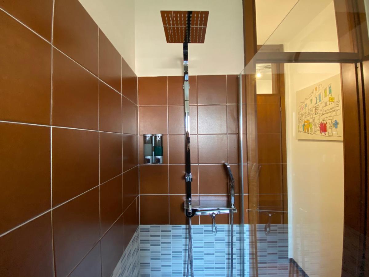 Relax&Comfort Redona 8 Bergamo Bagian luar foto