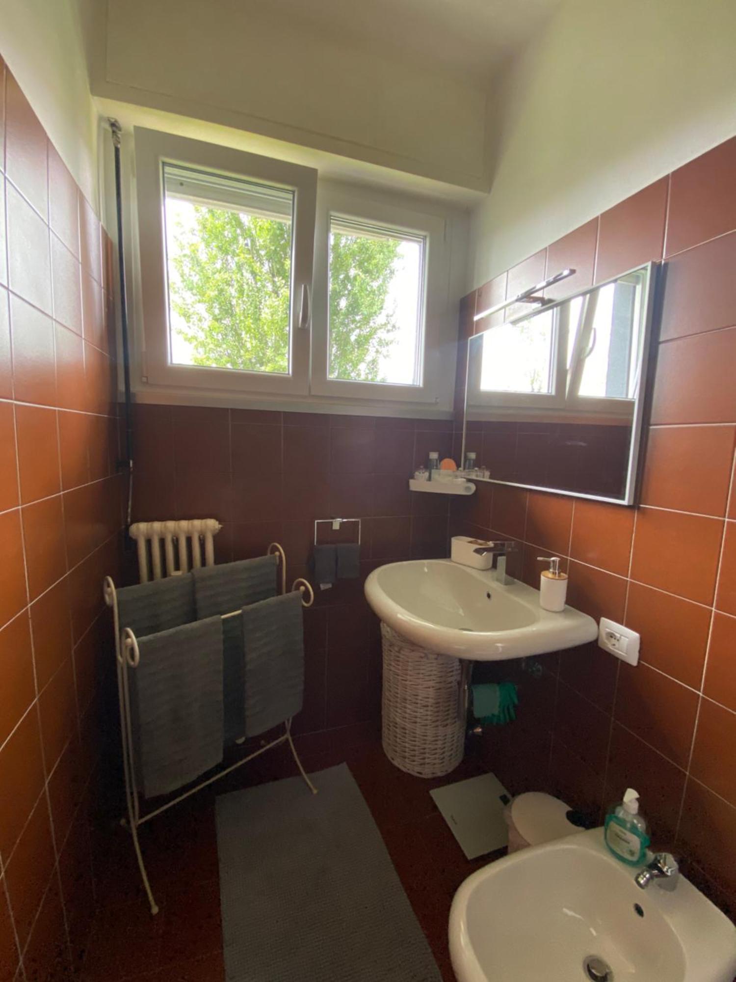 Relax&Comfort Redona 8 Bergamo Bagian luar foto