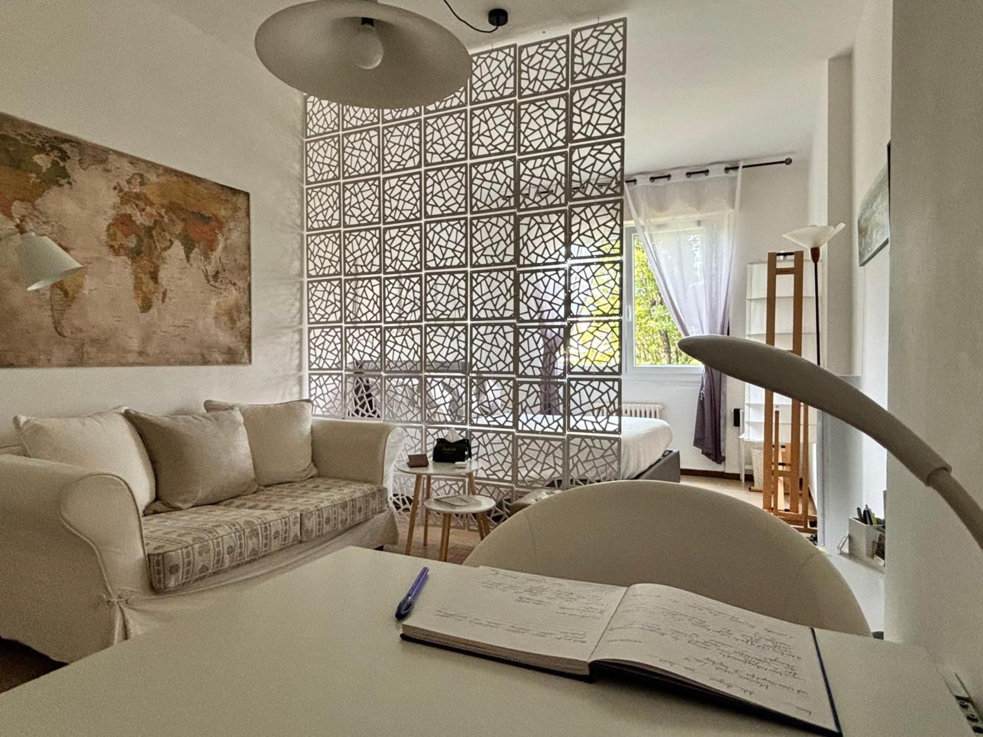 Relax&Comfort Redona 8 Bergamo Bagian luar foto