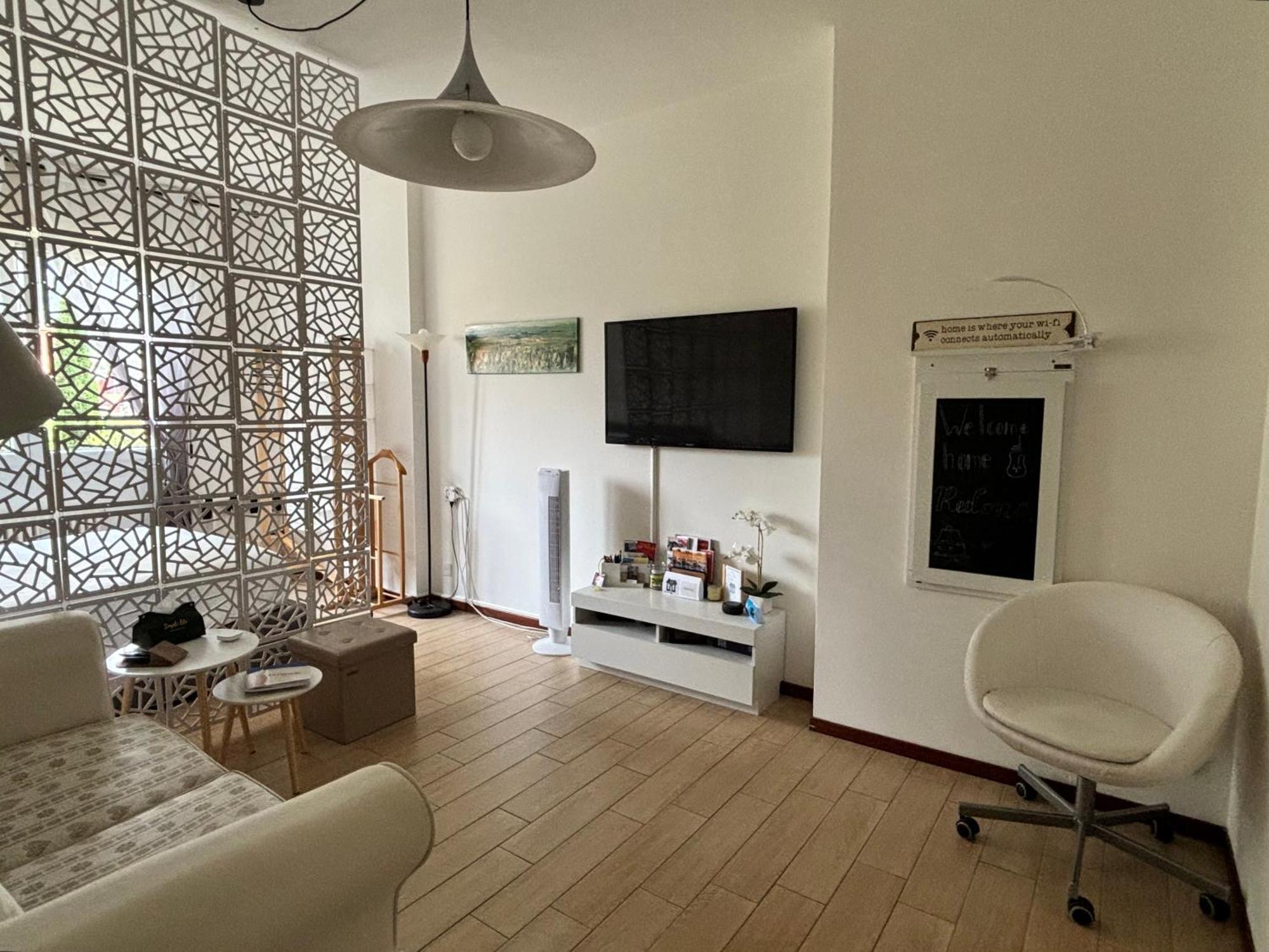 Relax&Comfort Redona 8 Bergamo Bagian luar foto